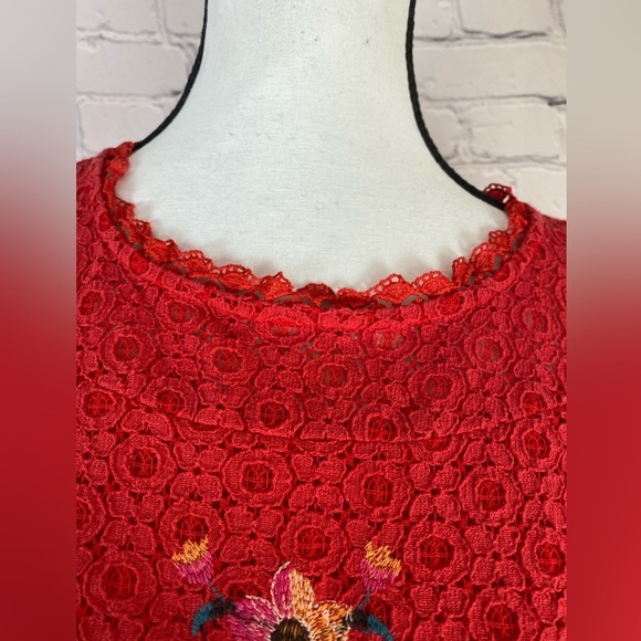 Altar’d State Top Boho Embroidered Small - Picture 5 of 9